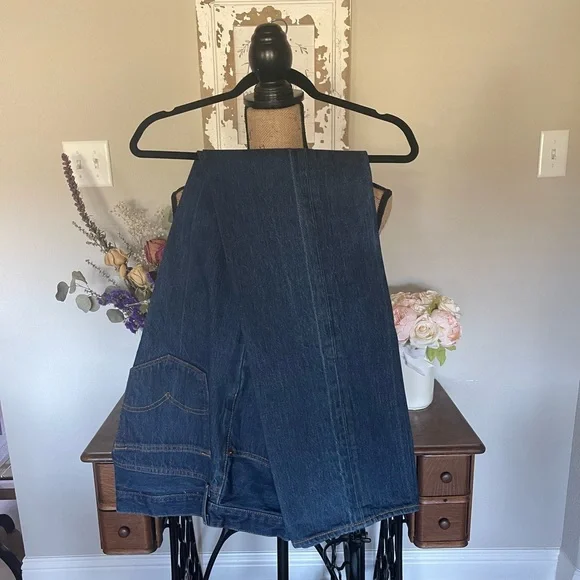 Men’s Levi 501’s - Picture 2 of 8